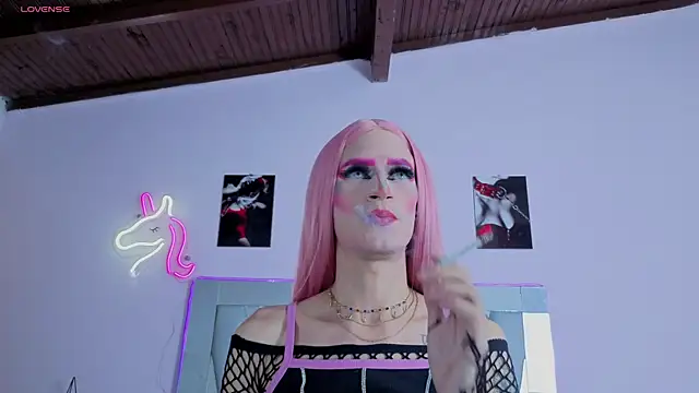 money Ts  online show from 09.25.25