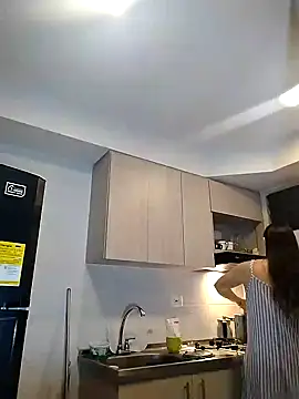 natalie cowens online show from 02.12.25