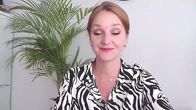 AliciaDesire online show from 09.29.25