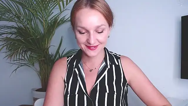 AliciaDesire online show from 09.30.25