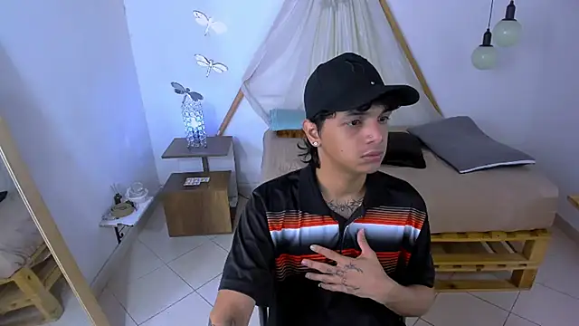 Snapshot of Brand_habes chatting on 09.25.25 Brand habes online show from 09.25.25