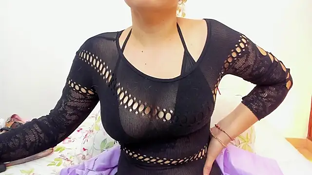 Snapshot of Sofia_Walke1 chatting on 10.14.25 Sofia Walke1 online show from 10.14.25