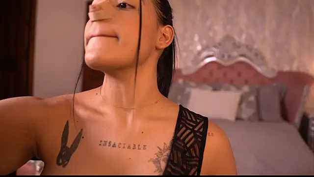 AngelineConnor online show from 10.29.25