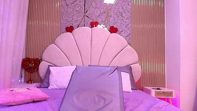 nata luna online show from 02.20.26