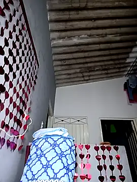 DIORA Latina online show from 03.02.26