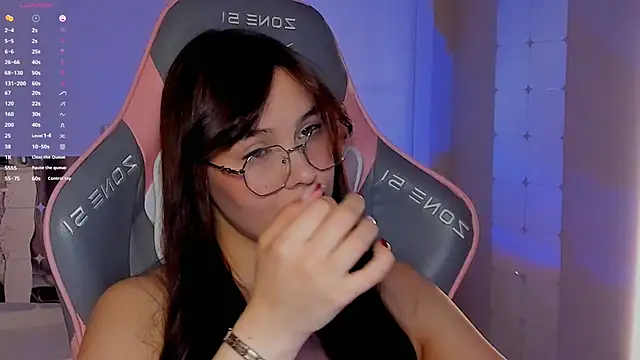  Sweetie  online show from 03.30.26