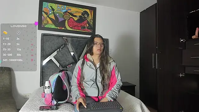 Vahiolet smith online show from 10.08.25