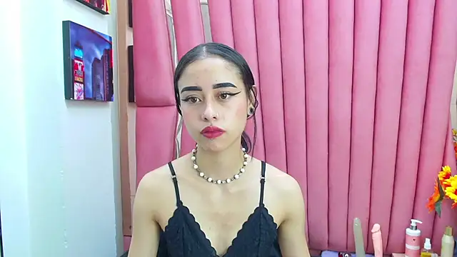 Snapshot of AnnySweett_ chatting on 02.17.25 AnnySweett online show from 02.17.25