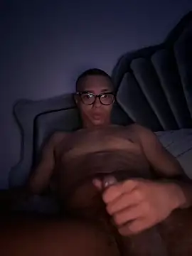 Snapshot of BubbaATL chatting on 12.31.24 BubbaATL online show from 12.31.24