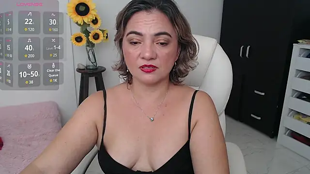 Ghada milf online show from 12.15.24