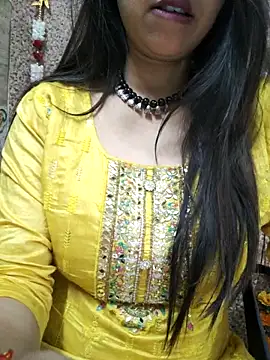 Aradhya-Sharma online show from 02.15.25