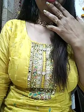 Aradhya-Sharma online show from 02.26.25