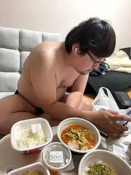 yuuki198912 online show from 10.28.25