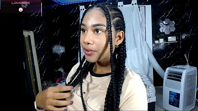 Hillary queen online show from 10.15.25