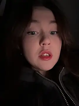 Peachy Dream online show from 02.25.26