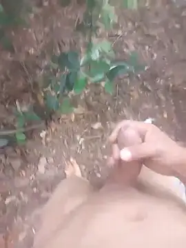 Snapshot of thalles01464 chatting on 02.15.26 thalles01464 online show from 02.15.26