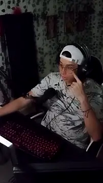 Snapshot of Andy_gray chatting on 09.12.25 Andy gray online show from 09.12.25