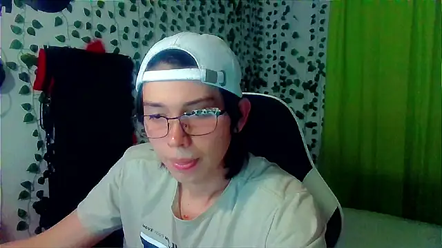 Snapshot of Andy_gray chatting on 09.14.25 Andy gray online show from 09.14.25