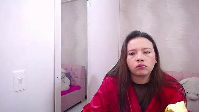 lauraguzman online show from 03.20.25