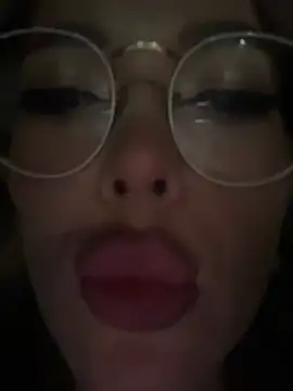 Snapshot of KylieJoyce chatting on 12.29.24 KylieJoyce online show from 12.29.24