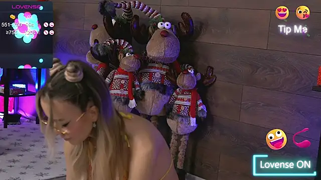 Snapshot of KylieJoyce chatting on 12.31.24 KylieJoyce online show from 12.31.24