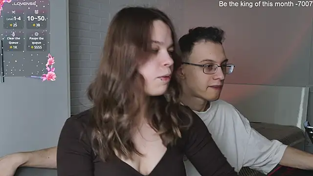 ValBae online show from 03.21.25