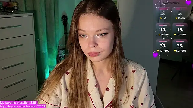 ValBae online show from 09.15.25