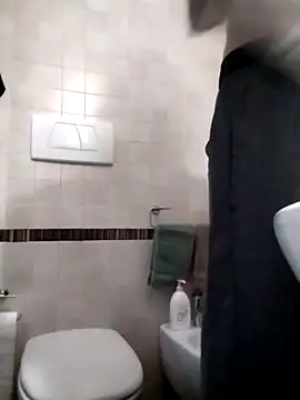 Snapshot of Frabox65 chatting on 04.24.26 Frabox65 online show from 04.24.26