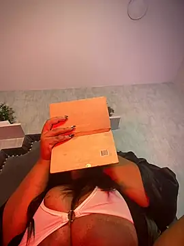 ailynBlaze online show from 02.25.25