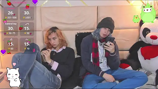 Snapshot of -kisa_ chatting on 10.02.25 -kisa  online show from 10.02.25