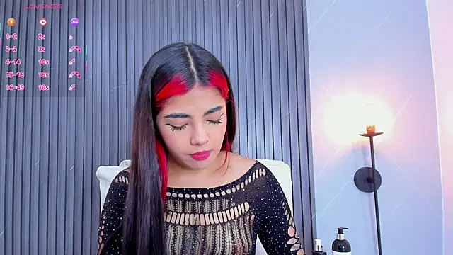 stephany roses  online show from 02.19.25