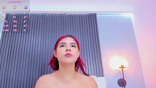 stephany roses  online show from 02.23.25