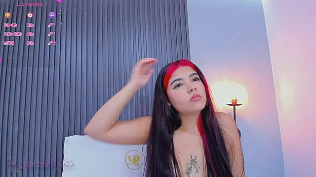 stephany roses  online show from 03.19.25