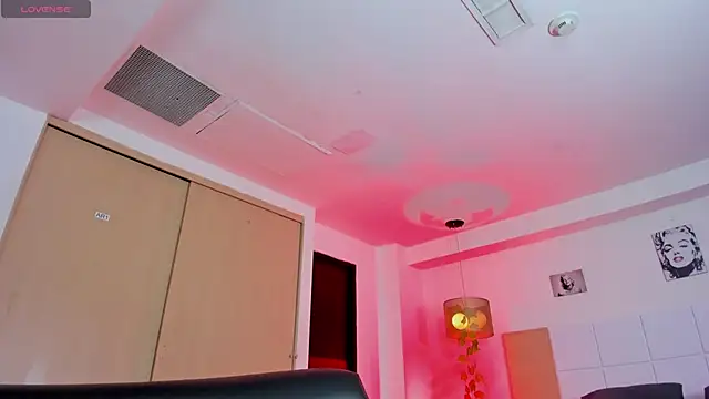 NathalyDaniels online show from 02.08.25