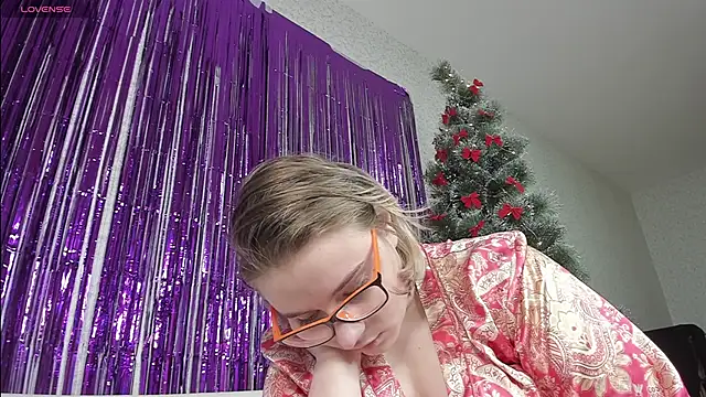 Seductive She Wolf online show from 01.14.25