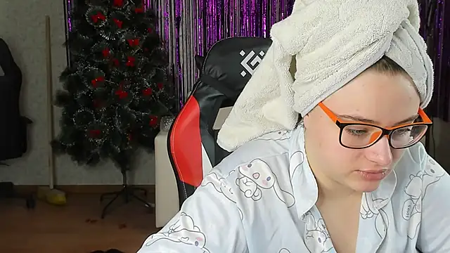 Seductive She Wolf online show from 02.05.25