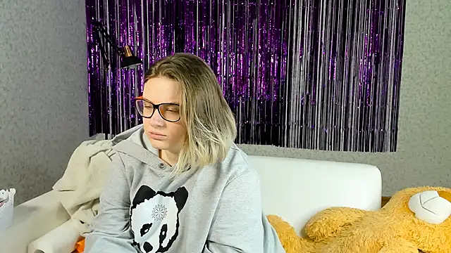 Seductive She Wolf online show from 03.02.25