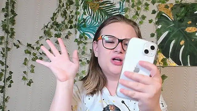 Seductive She Wolf online show from 09.29.25