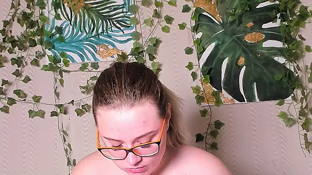 Seductive She Wolf online show from 10.08.25