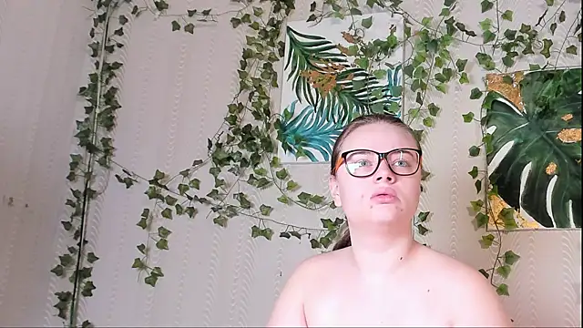 Seductive She Wolf online show from 11.23.25