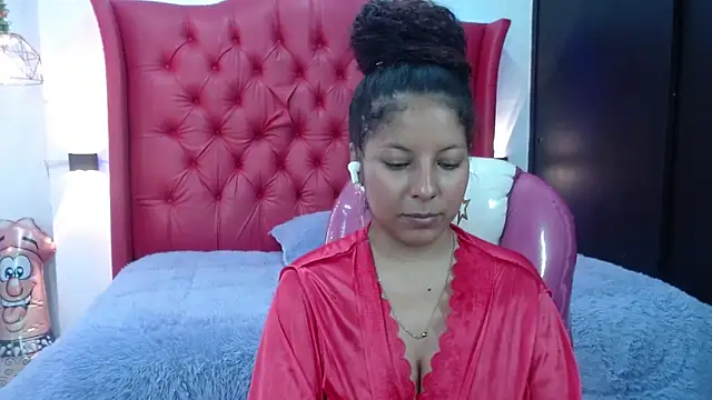 dannacoleman  online show from 01.30.25