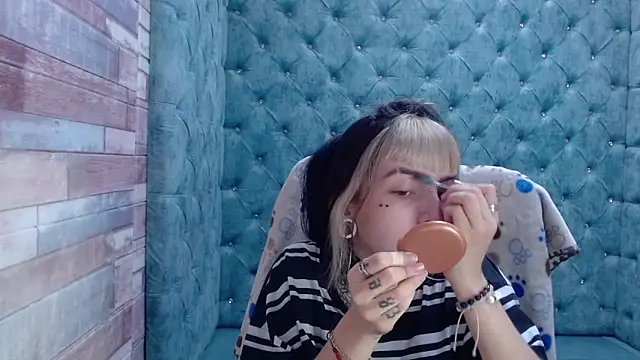 Samantha Smiith online show from 10.08.25