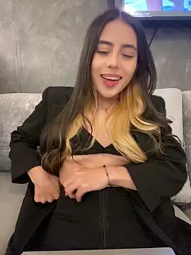 AbyThompson online show from 01.28.25