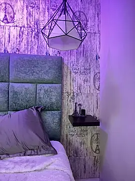 AbyThompson online show from 02.11.25