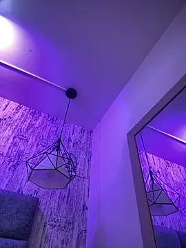 AbyThompson online show from 02.15.25