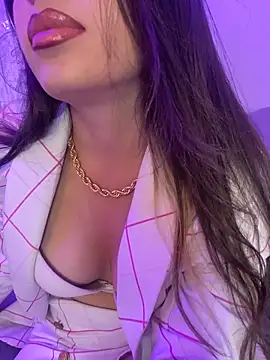 AbyThompson online show from 12.23.25