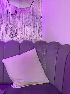 AbyThompson online show from 02.25.26