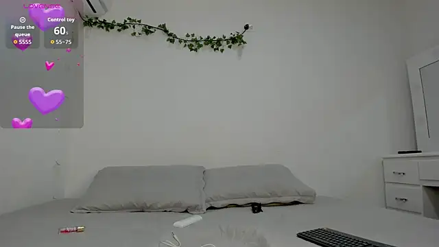 ashley lemus online show from 12.02.25