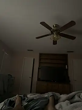 Snapshot of Jualo100 chatting on 10.10.25 Jualo100 online show from 10.10.25