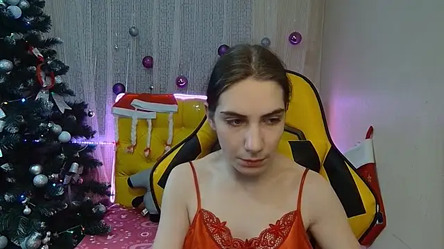 Snapshot of NikaStark_ chatting on 01.12.25 NikaStark online show from 01.12.25
